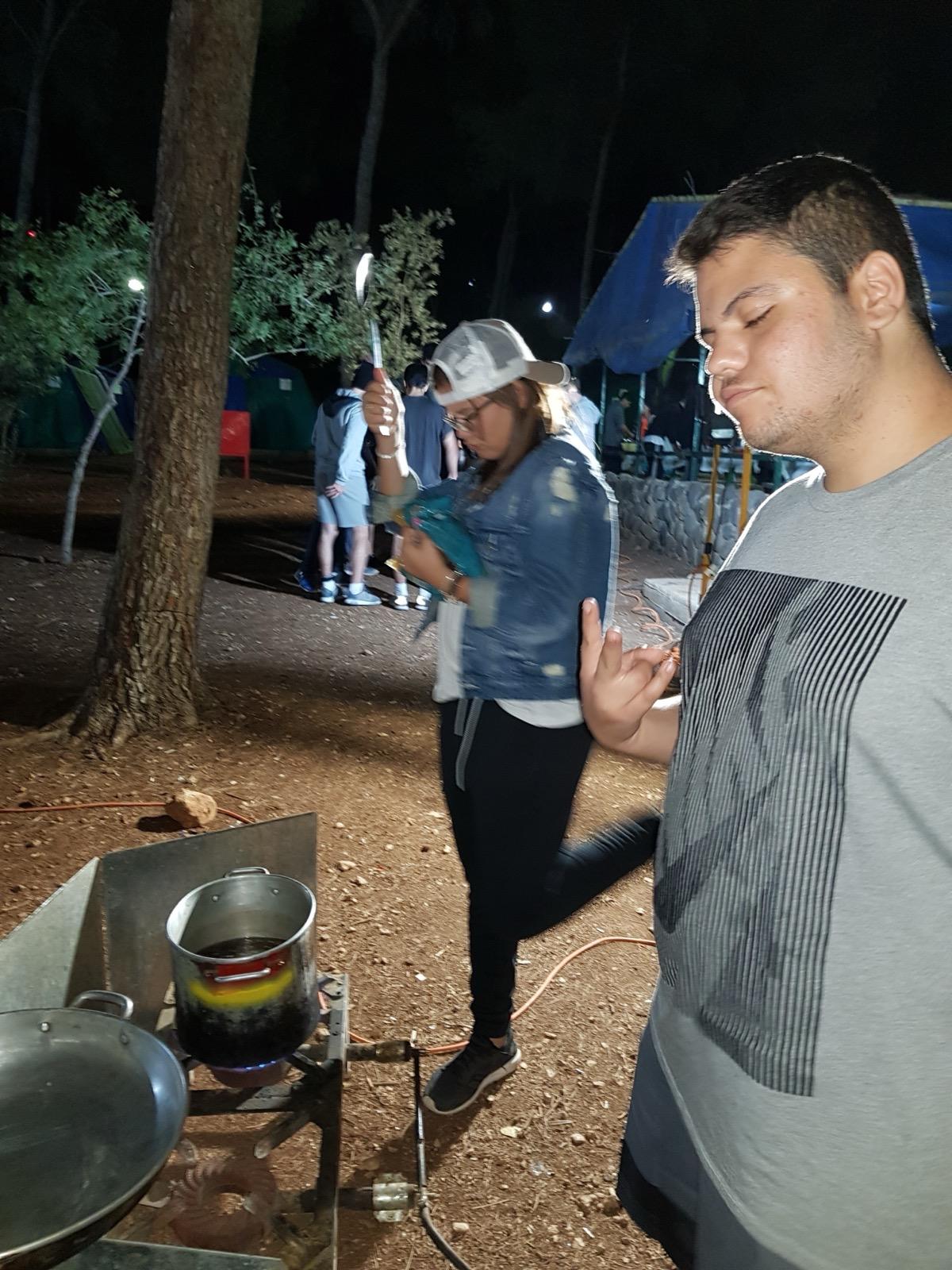 גיא בטיול